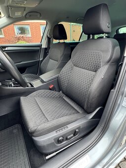 Škoda Superb 3 1.4 TSI 110kw DSG, ACC, STYLE - 10