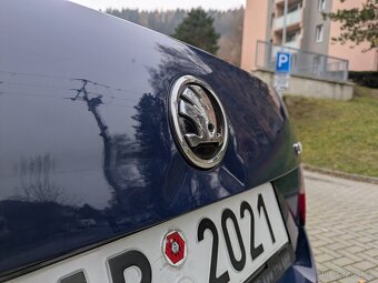 Škoda Octavie III 1.4 G-Tec (2015) - 10