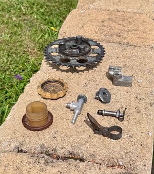 Jawa 50 Jawetta, Stadion - díly - 10