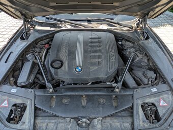 BMW F10 525d R6/Comforty/RWD/bixenon/HUD/šíbr - 10