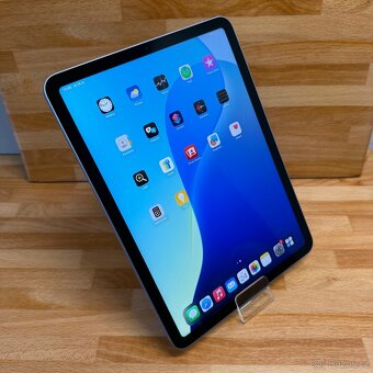 iPad Air 4 64GB, modrá barva (12 měsíců záruka) - 10