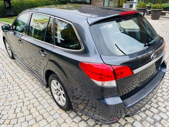 Subaru Legacy 2.0i 110KW AUTOMAT VÝHŘEV SENZORY - 10