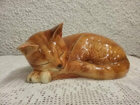 Porcelánová spící kočička Goebel - 10