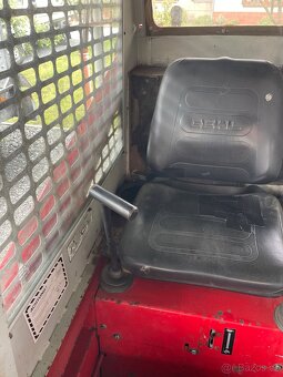 Smykový nakladač Gehl 1620, 1100 kg, motor ISUZU, 2100 mth - 10
