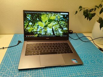 Zanovni Honor MagicBook 14 Ryzen 5 8/256GB - 10