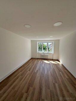 MODERNÍ NOVĚ ZREKONSTRUOVANÝ 2+1 BYT | UHERSKÉ HRADIŠTĚ - 10