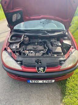 Peugeot 206 1,4 benzin 44kw - 10