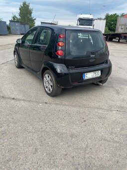 SMART FORFOUR 1.1 - 10