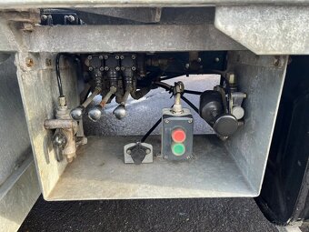 Mercedes-Benz SK 1422 ODTAHOVÝ SPECIAL - 10