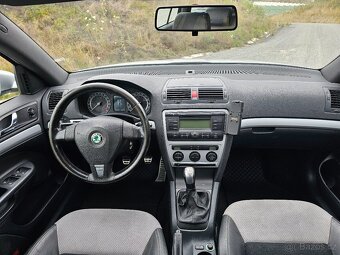 Skoda octavia 2 rs 2.0TFSI 147kw Origo stav - 10