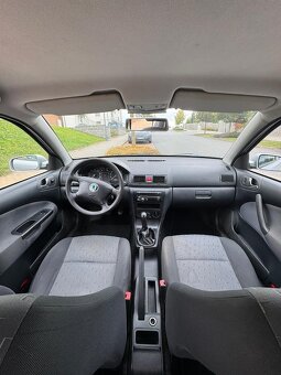 Vůz Škoda Octavia 1.6i 75 kW - 10