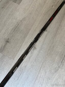 Opravená hokejka CCM Jetspeed FT5 P28 75flex ZÁRUKA - 10