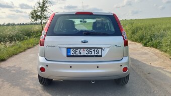 Ford Fiesta 1.3 - 10