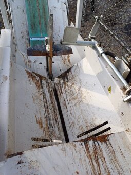 štípací poloautomat Lumag - 10