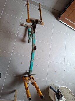 Jawa 50 pionyr - ram s přední vidlici - 10