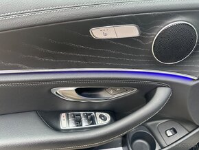 Mercedes E220d 4M 2022 - 10