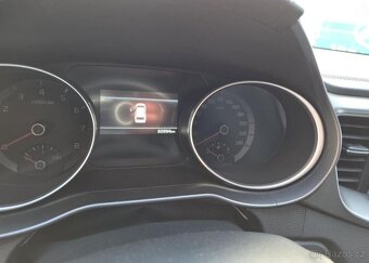 Kia Cee´d 1.5-NAVI-KAMERA-AUTOMAT - 10