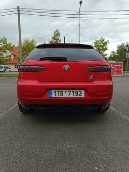 Alfa Romeo 159 2.4 JTDM - 10