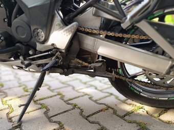 Kawasaki Versys 650 v plné polní - 10
