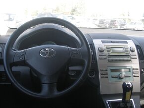 TOYOTA COROLLA VERSO,2.0 D-4D,85KW,96689 KM,BEZ KOROZE - 10