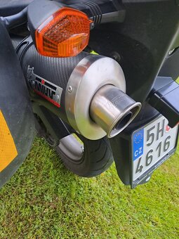 Suzuki V-Strom 1000 - 10