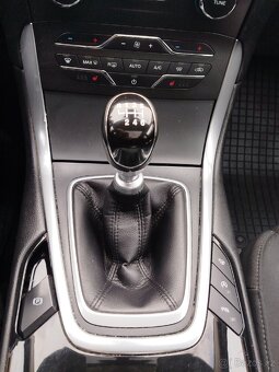 Ford S-max, manuál, 2.0 tdci r.v. 2017 - 10