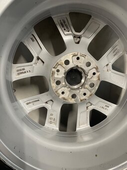 5x112 R17 6,5J ET39 BMW + 205/60 R17 zimné - 10