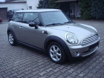 Mini Cooper R56 1.4i 70kw 2009 133tkm - 10