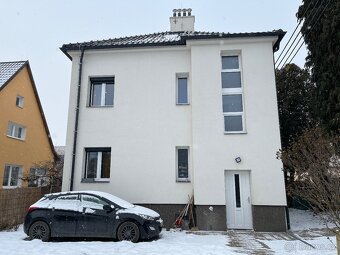 PRONÁJEM bytu 2+1 Holešov - 10