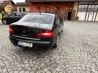 Superb 2 2.0 TDI 125 kw rok 2009 - 10