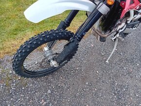 HUSQVARNA TE 450 - 10
