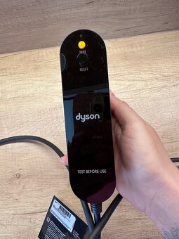 Dyson Airstrait HT01 - 10