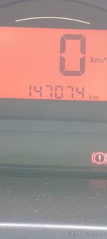 CITROEN C3 PLURIEL 1.4i - 10