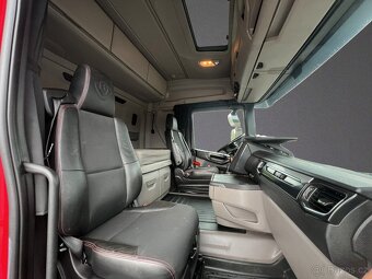Scania R 520 8x4 třístranný sklápěč MEILLER - 10