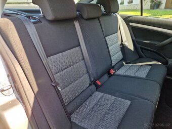 ŠKODA Octavia 2 1,6 MPI 75 KW, digiklima , vyhř TOP STAV - 10