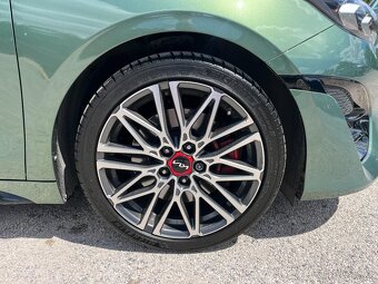 Kia ProCeed 1.6i 150kW GT 19 228km - 10