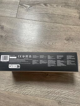 Nová rotující kulma na vlasy Remington, nevhodný dárek - 10