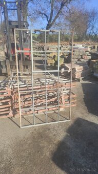 Stará železná okna, 50 ks-100x170cm, fabrické okno - 10