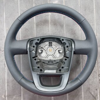 Iveco Daily nový kožený volant - 10