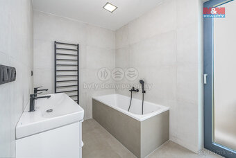 Prodej rodinného domu, 128 m², Srch, ul. Okrajová - 10
