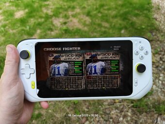 Logitech G Cloud handheld - 10