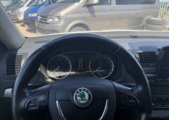 Škoda Octavia 1,6 TDI ELEGANCE,TAŽNÉ,+KOLA nafta manuál - 10