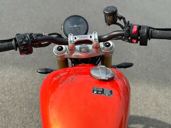 Nový Triumph Speed Twin 1200 RS - 10
