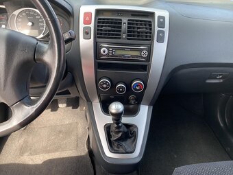 Hyundai Tucson 2.0CRDi ,  103 kW nafta, 2007 - 10