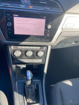 Volkswagen Touran 2.0 tdi comfortline dsg - 10