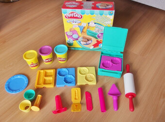 Play-doh velká vykrajovací sada, cukrárna - TOP STAV + DÁRKY - 10