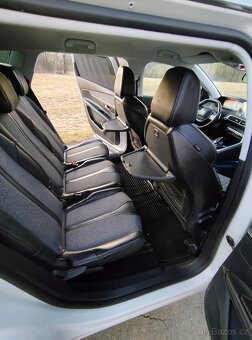 Peugeot 5008 1.5HDI 96kw 7 míst automat - 10