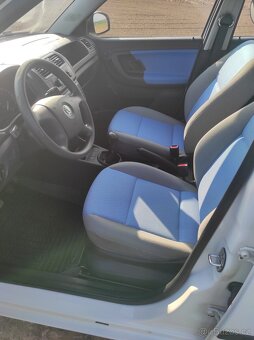 Škoda Fabia II 1,2i, 135000 km, nová STK - 10