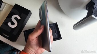 Samsung Galaxy S21 Ultra 128GB - aj vymením - 10