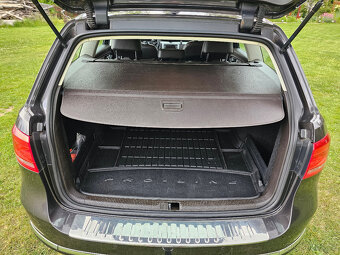 VW Passat Variant B7 103KW/140HP Higline + zimní pneu - 10